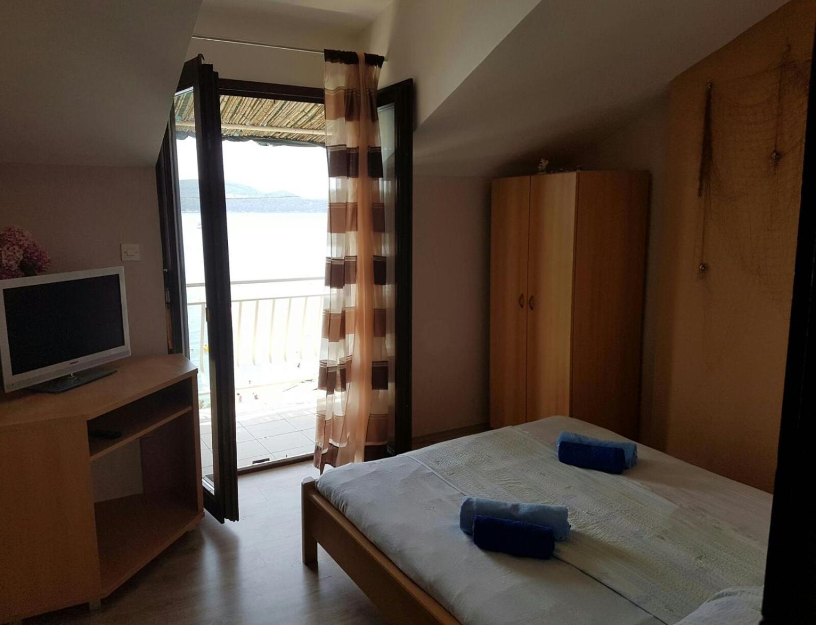 Apartments Marta Trogir Habitación foto