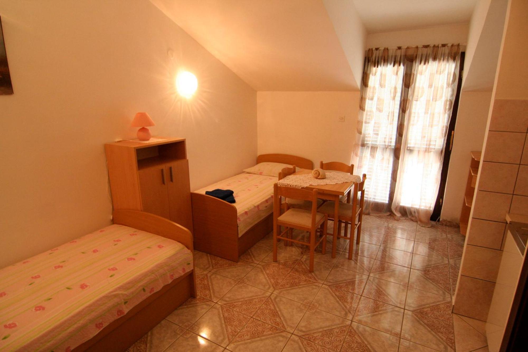 Apartments Marta Trogir Habitación foto