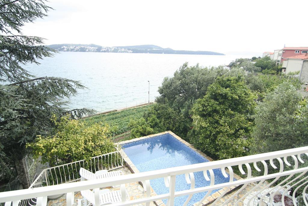 Apartments Marta Trogir Exterior foto